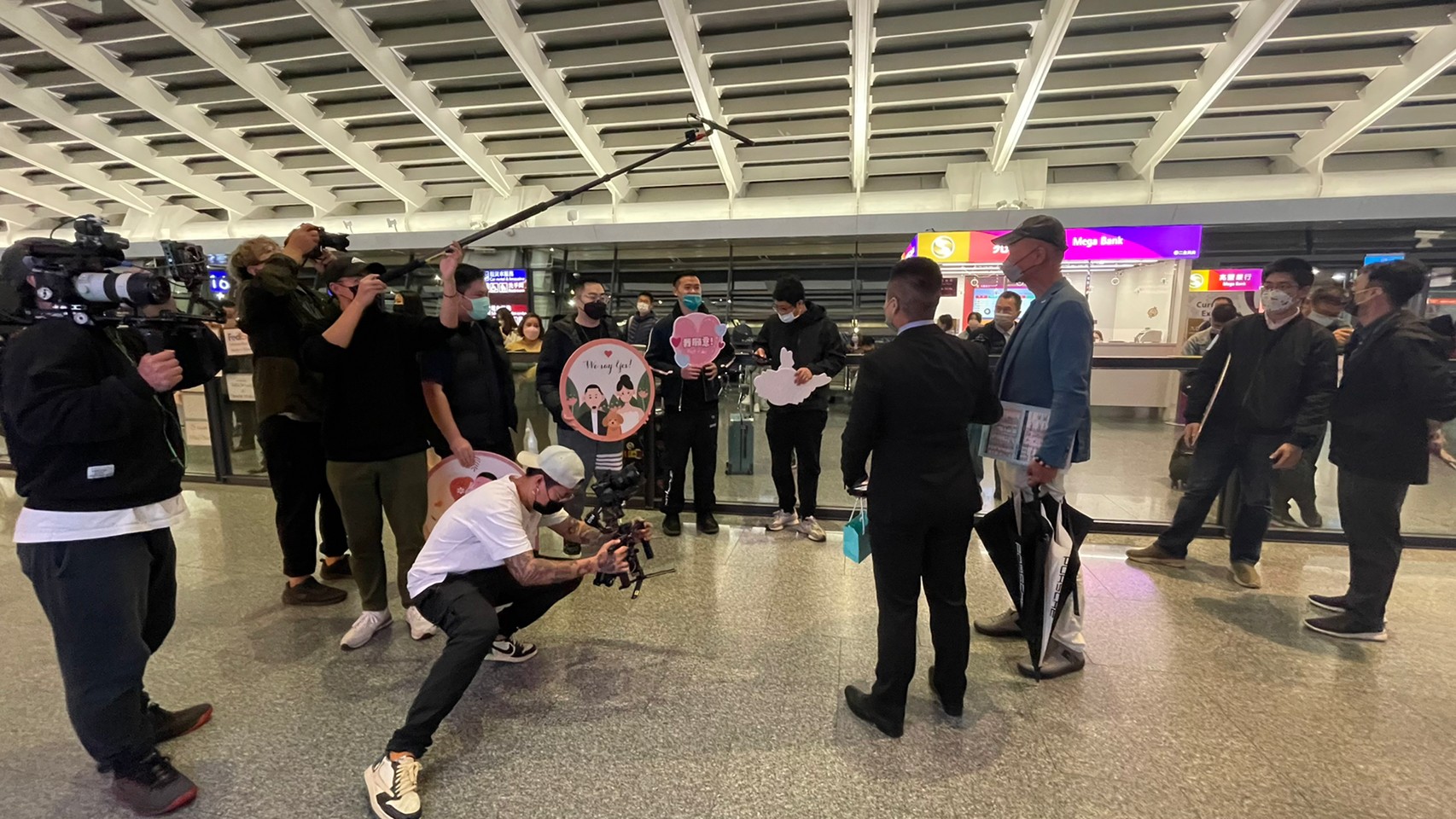 LINE_ALBUM_20221213_230221_7