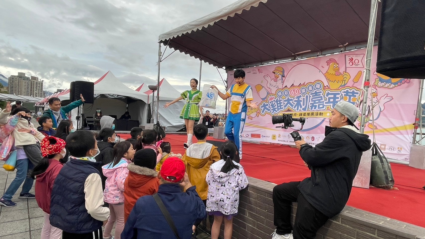 LINE_ALBUM_2023123_231208_17